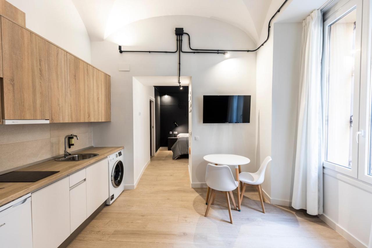 Apartamentos Turisticos De La Bernarda Caces 外观 照片