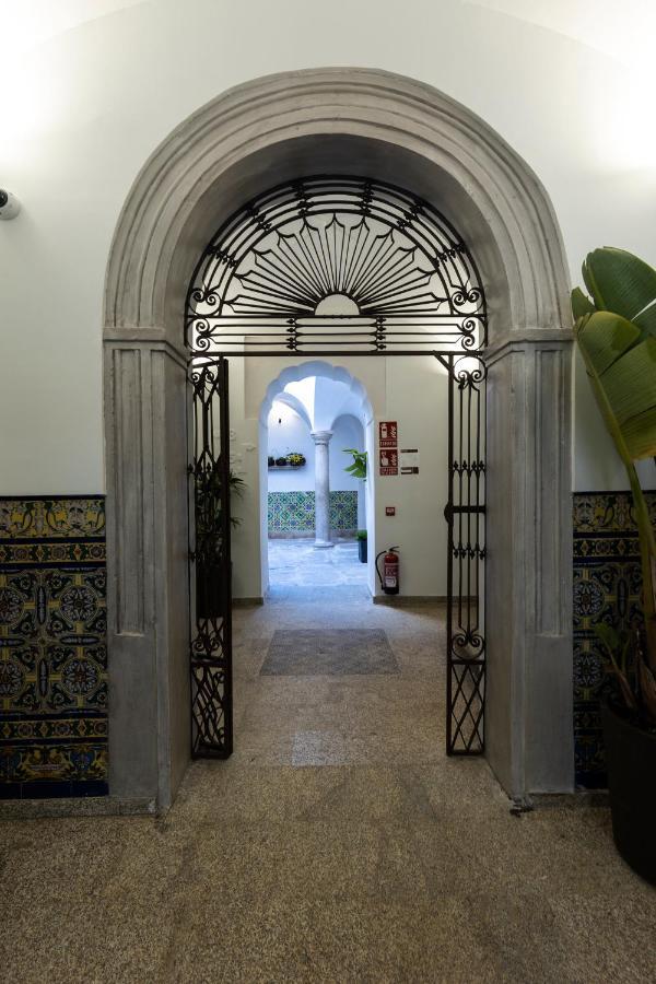 Apartamentos Turisticos De La Bernarda Caces 外观 照片