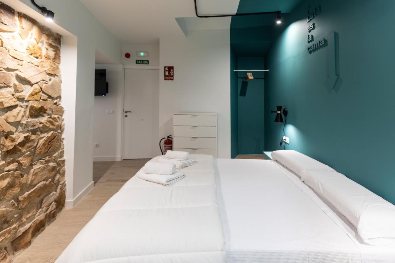 Apartamentos Turisticos De La Bernarda Caces 外观 照片