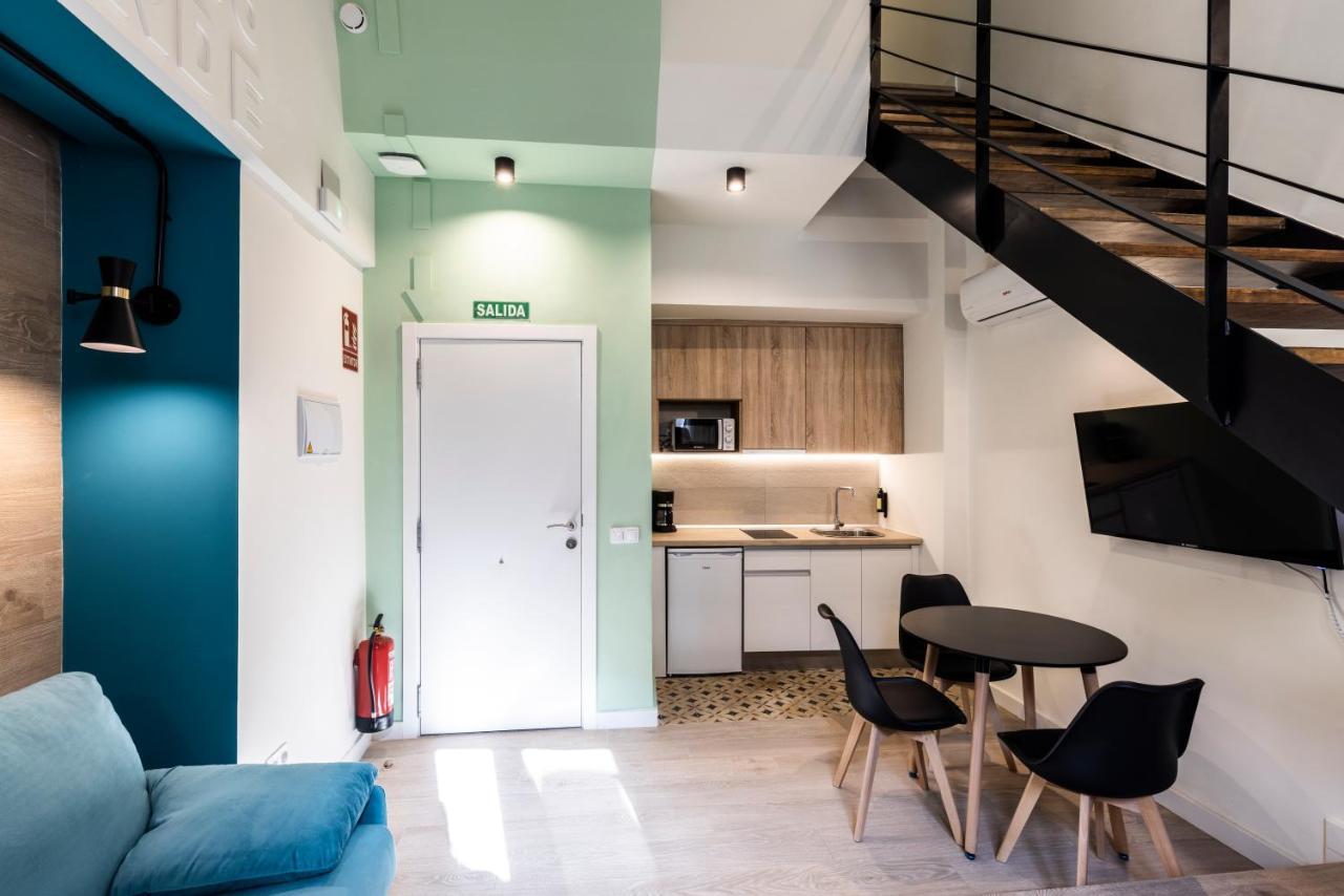 Apartamentos Turisticos De La Bernarda Caces 外观 照片