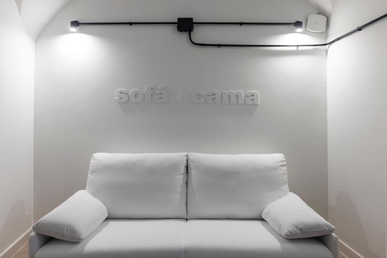 Apartamentos Turisticos De La Bernarda Caces 外观 照片